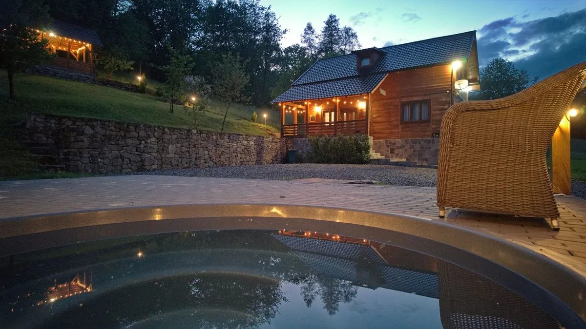 Cabana Codrii Maramureșului în Giulești, Maramureș